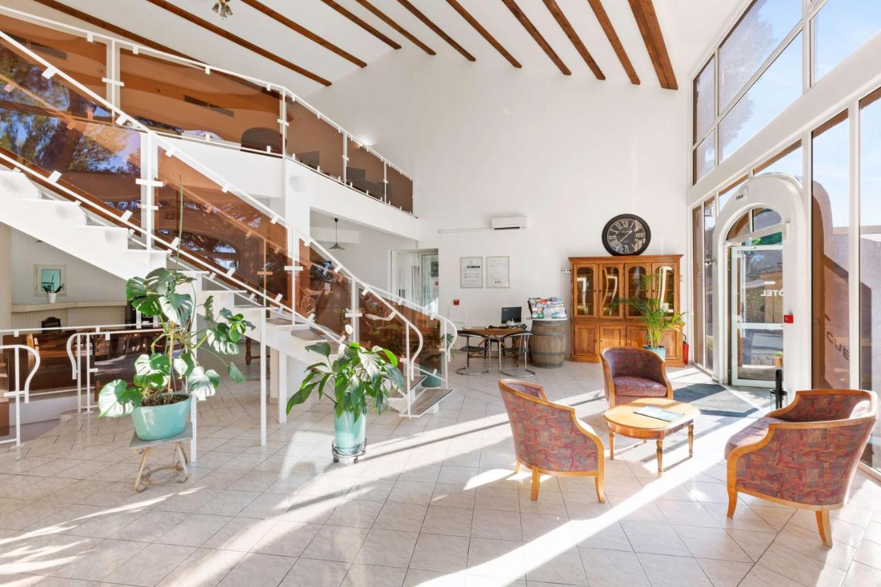 Best Western Domaine De Roquerousse Salon-de-Provence Exterior photo
