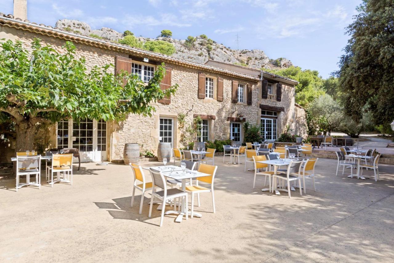 Best Western Domaine De Roquerousse Salon-de-Provence Exterior photo