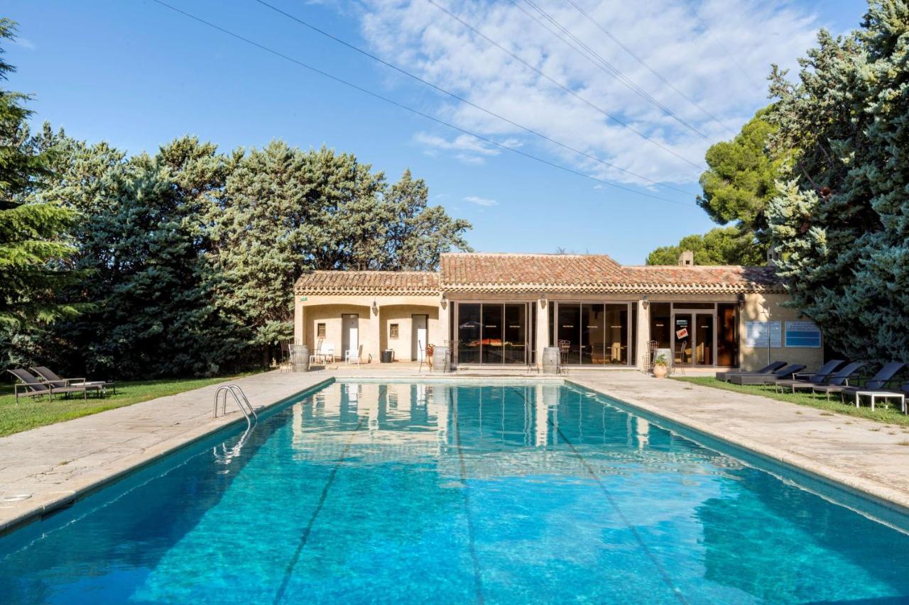 Best Western Domaine De Roquerousse Salon-de-Provence Exterior photo
