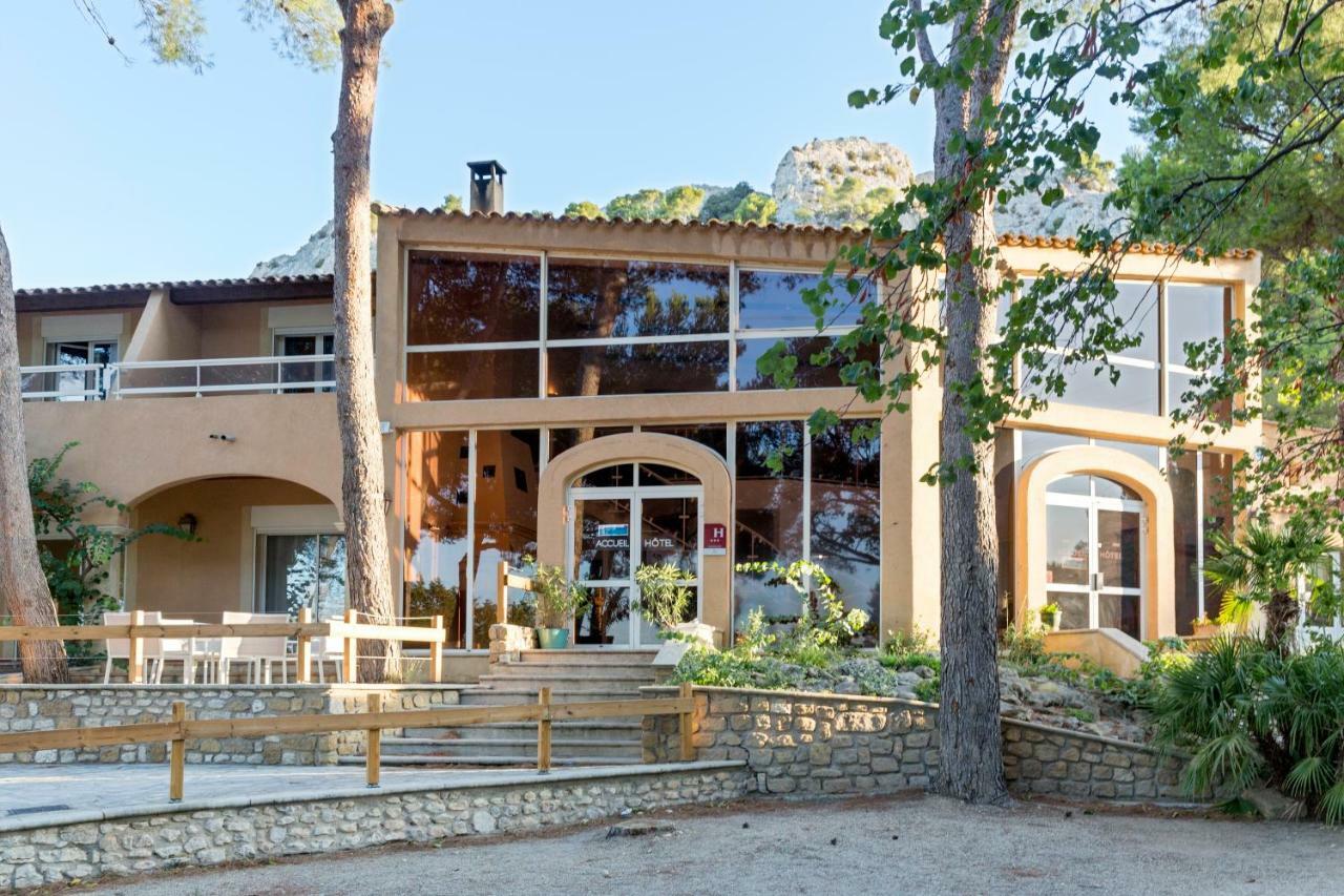 Best Western Domaine De Roquerousse Salon-de-Provence Exterior photo